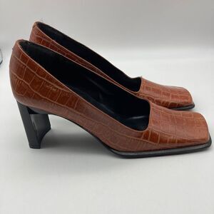 Bebe Animal Print Elegant Leather Pump Cognac Color Size 6B Made in Spain